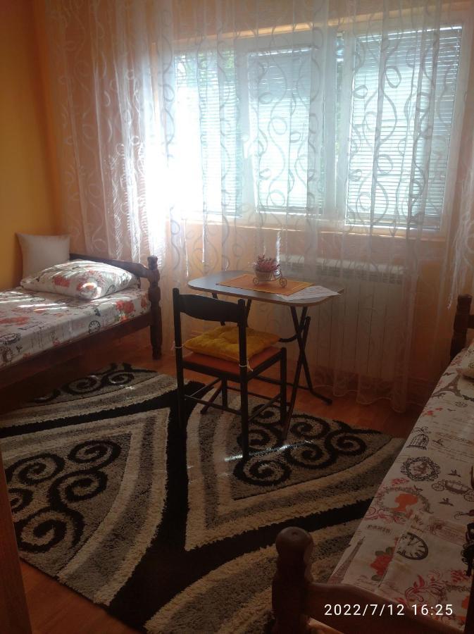 Buric Rooms Nikšić 外观 照片